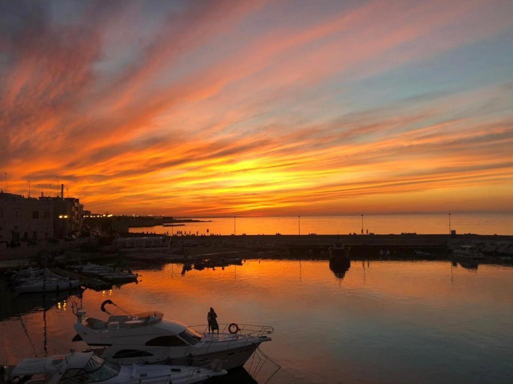 Nel Mar Casa Vacanze Giovinazzo Eksteriør billede